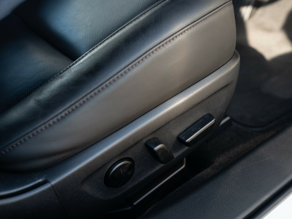 Mazda 3 Hatchback 062 Grey #42