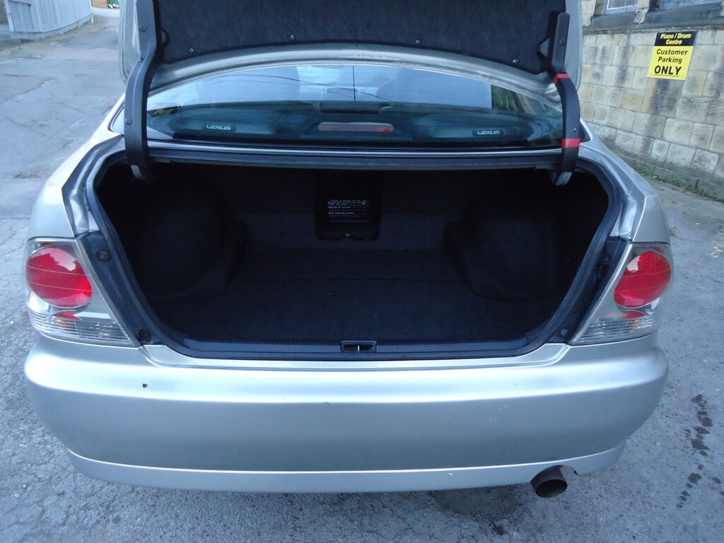 Lexus IS 200 2.0 Sport Blue #8