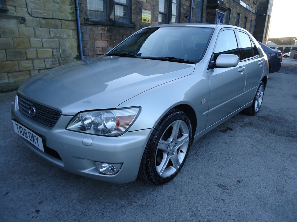 Lexus IS Saloon 2.0 200 Se 1999 Silver #2