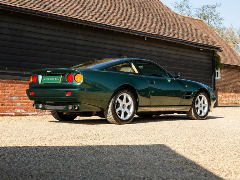 Aston Martin V8 Vantage Red #42