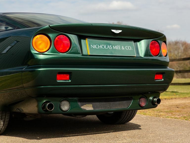 Aston Martin V8 Vantage Red #81