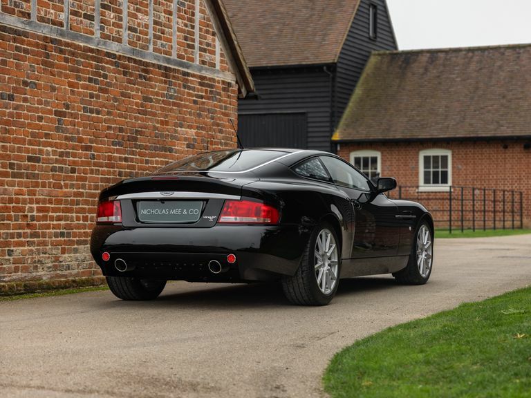 Aston Martin Vanquish 6.0 V12 Coupe T-tronicii Euro 5 565 Bh Black #43