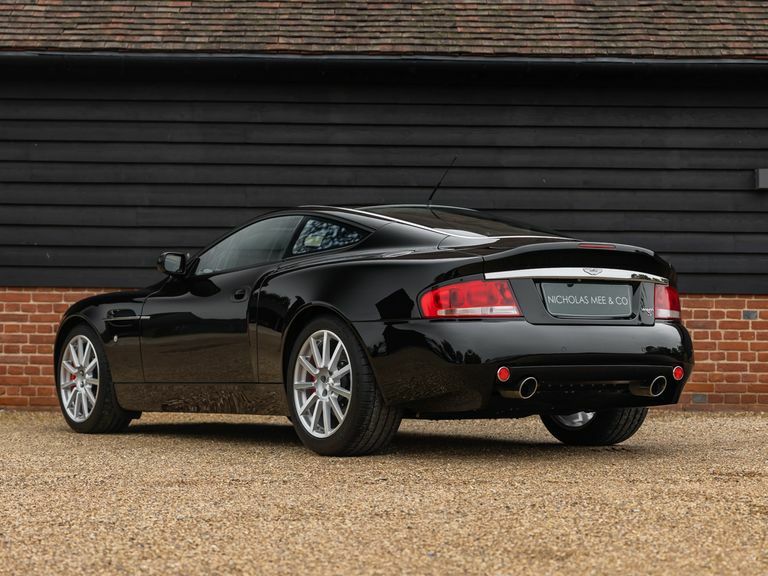Aston Martin Vanquish 6.0 V12 Coupe T-tronicii Euro 5 565 Bh Black #3