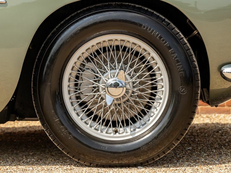Aston Martin DB4 Coupe #5