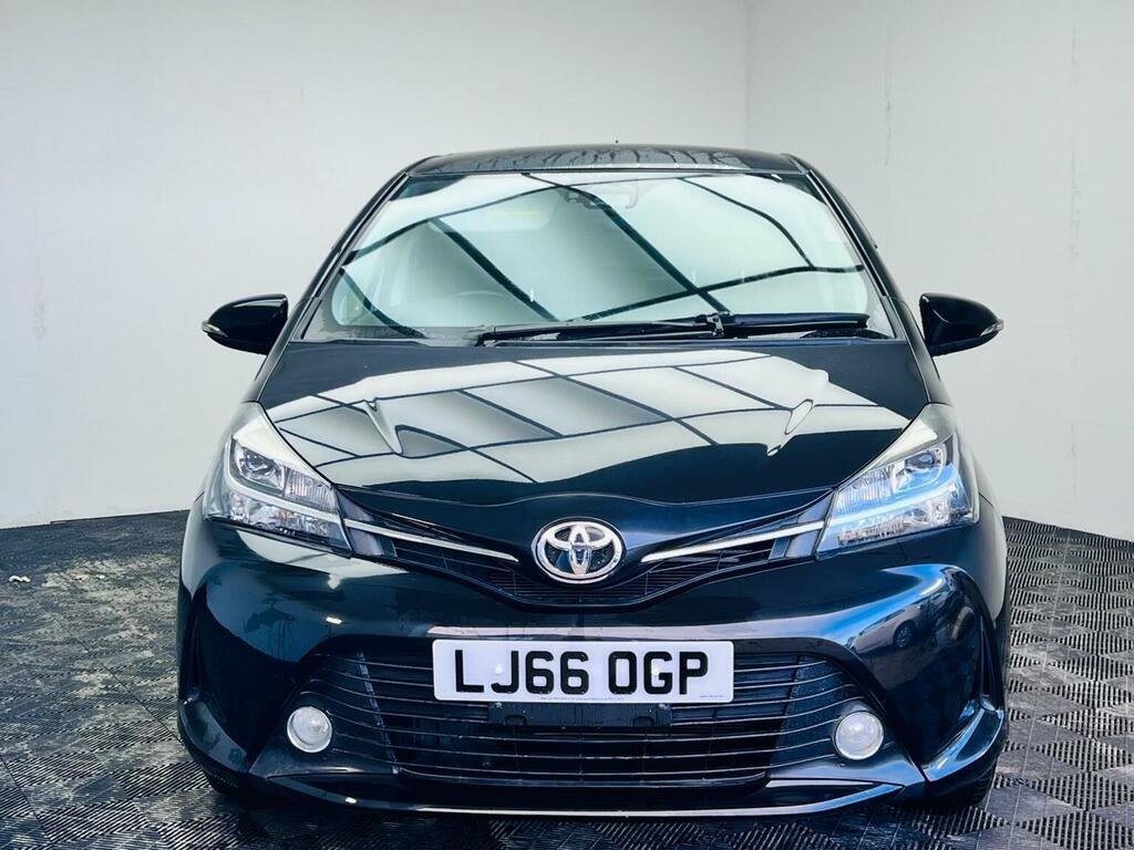 Toyota Yaris 1.33 Dual Vvt-i Icon Multidrive S Euro 6 2016 LJ66OGP Black #2