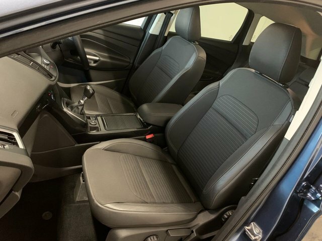 Ford Kuga 2.0 Tdci Titanium Suv SY68NBZ Blue #5