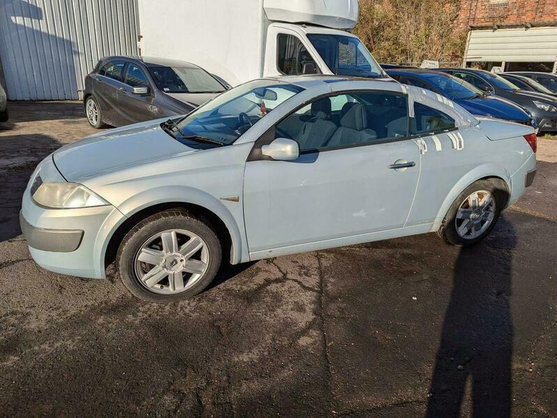 Renault Megane 1.6 Vvt Dynamique Tomtom Grey #4