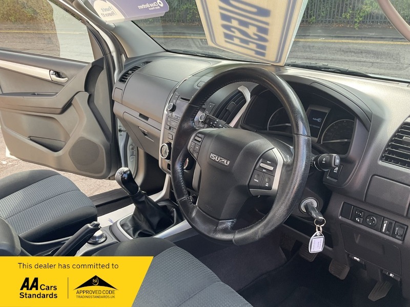 Isuzu Rodeo 2.5 Td Utah Vision Black #8