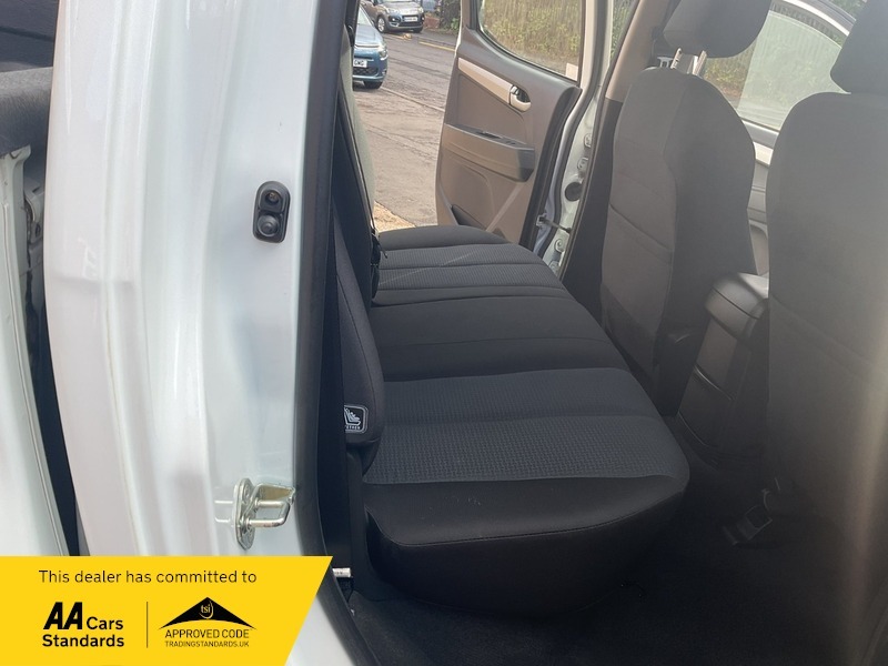 Isuzu Rodeo 2.5 Td Utah Vision Black #11