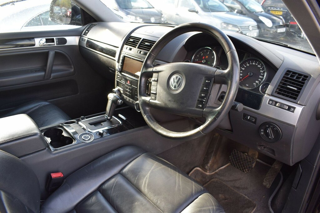 Volkswagen Touareg 3.0 Tdi V6 Dpf Altitude Black #3