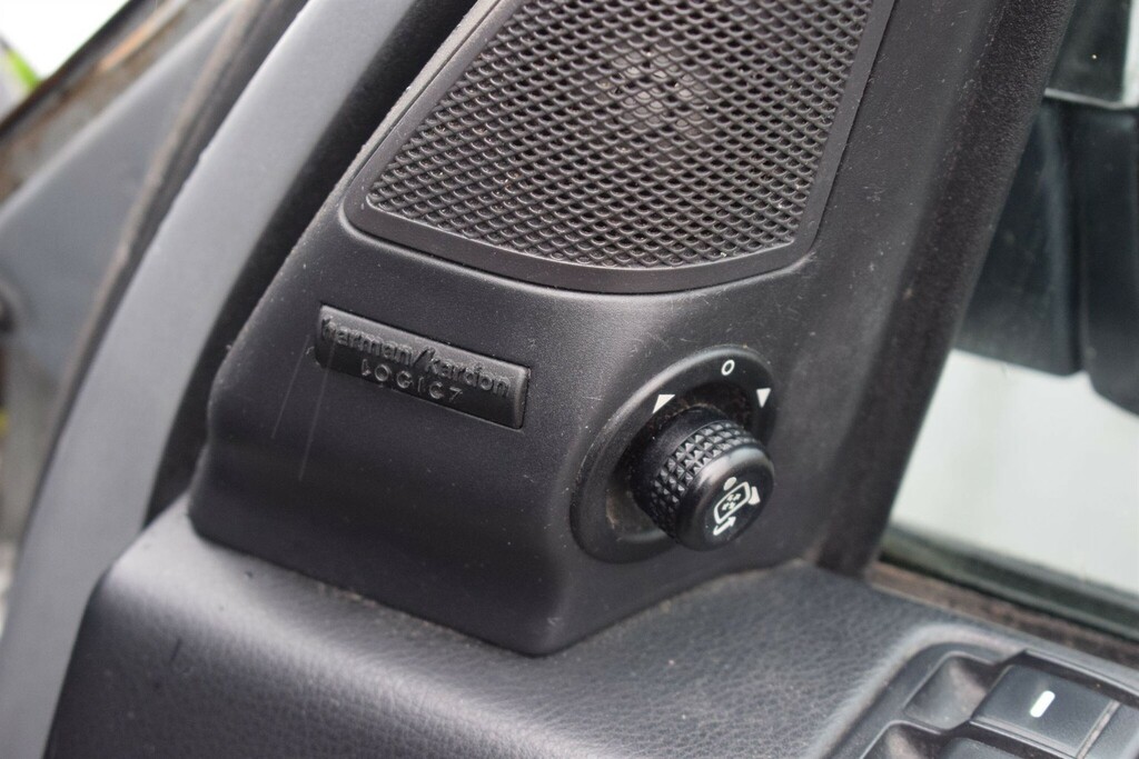 Land Rover Discovery Discovery Black #27