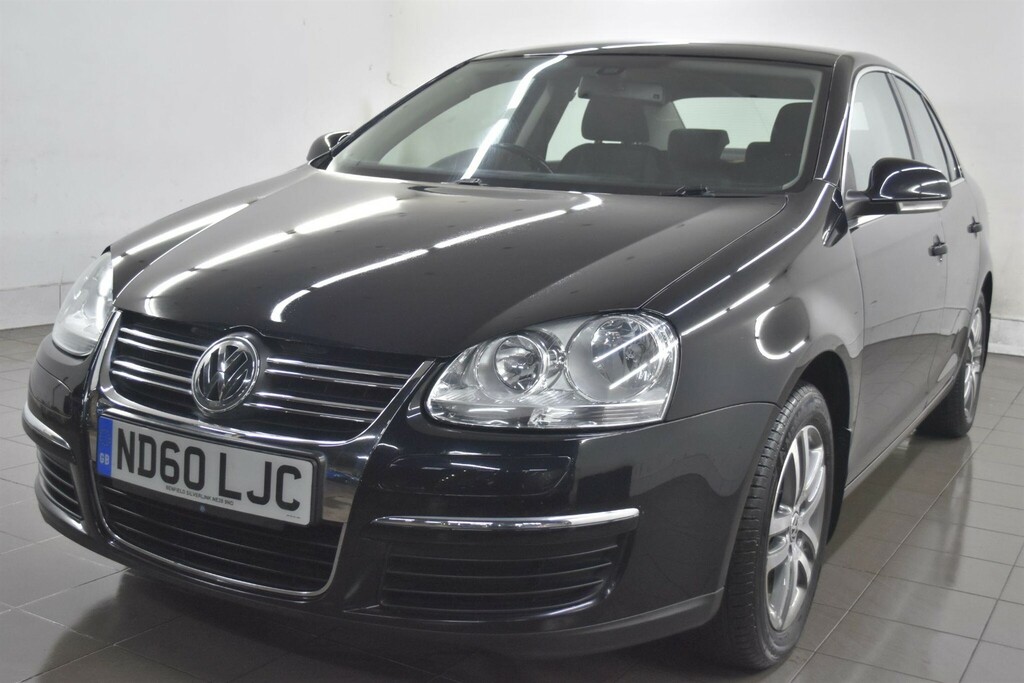 Volkswagen Jetta 2.0Tdi Se Grey #15