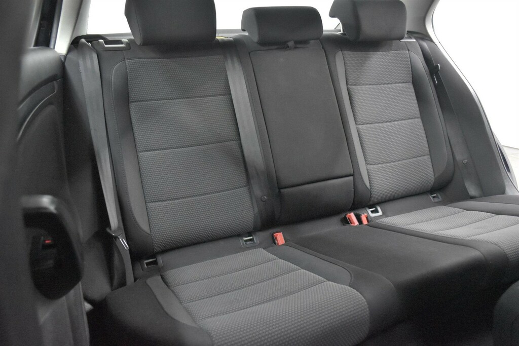 Volkswagen Jetta 2.0Tdi Se Grey #38