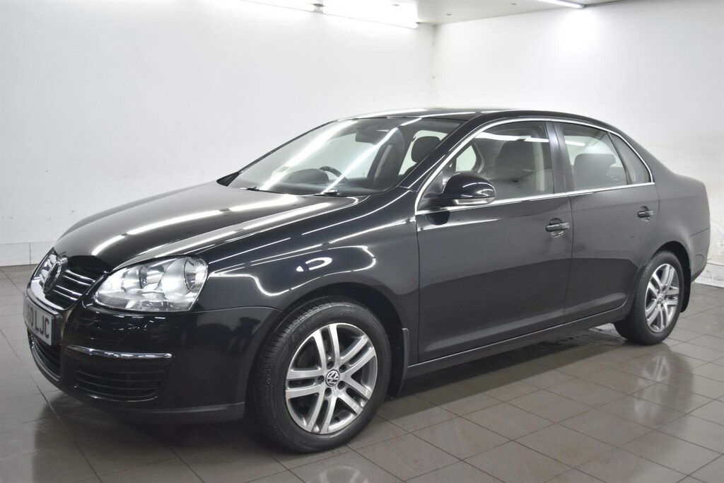 Volkswagen Jetta 2.0Tdi Se Grey #13