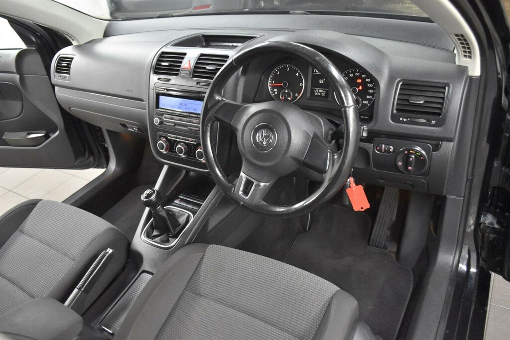 Volkswagen Jetta 2.0Tdi Se Grey #33