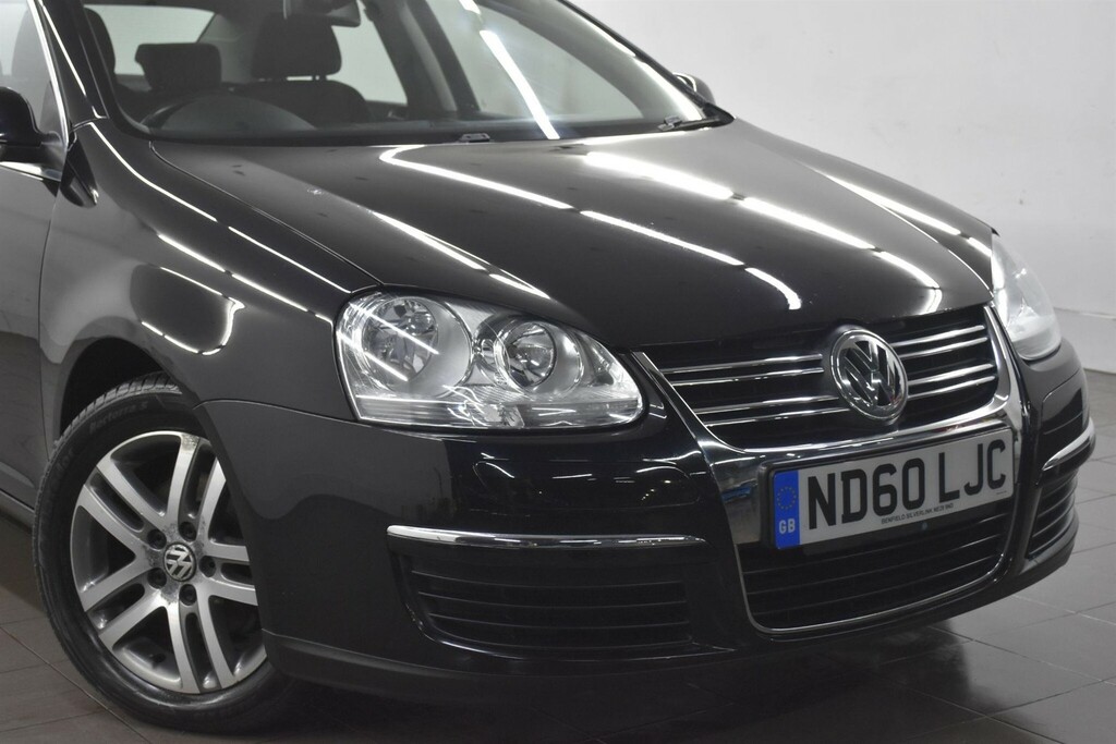 Volkswagen Jetta 2.0Tdi Se Grey #19