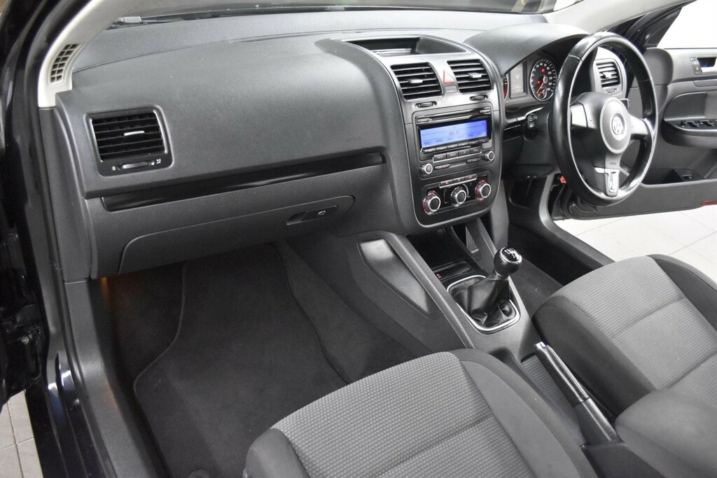 Volkswagen Jetta 2.0Tdi Se Grey #40
