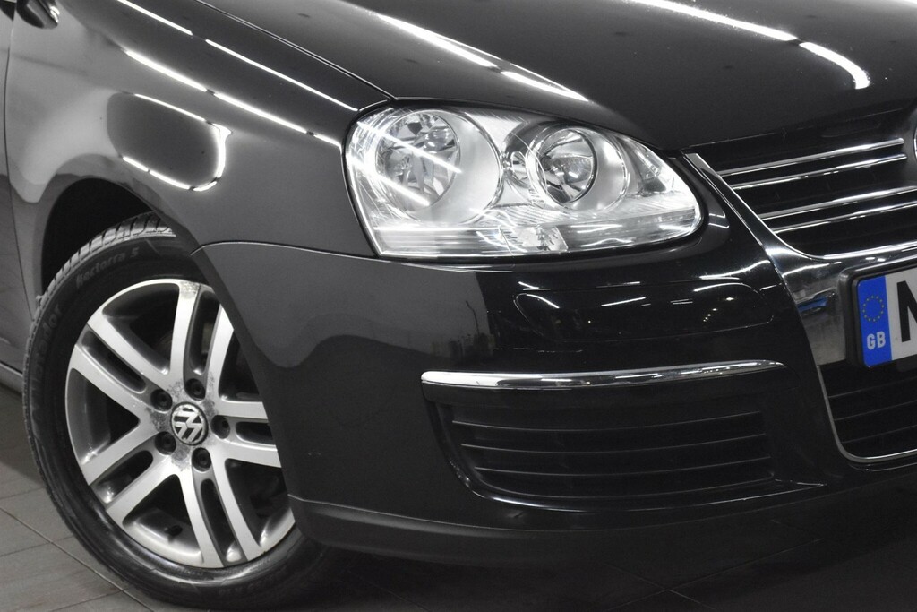 Volkswagen Jetta 2.0Tdi Se Grey #32