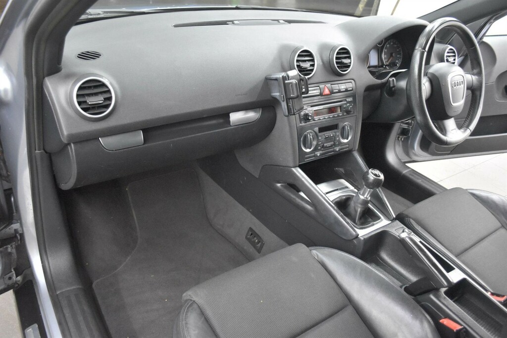Audi A3 2.0 Tdi S Line Sportback Silver #3