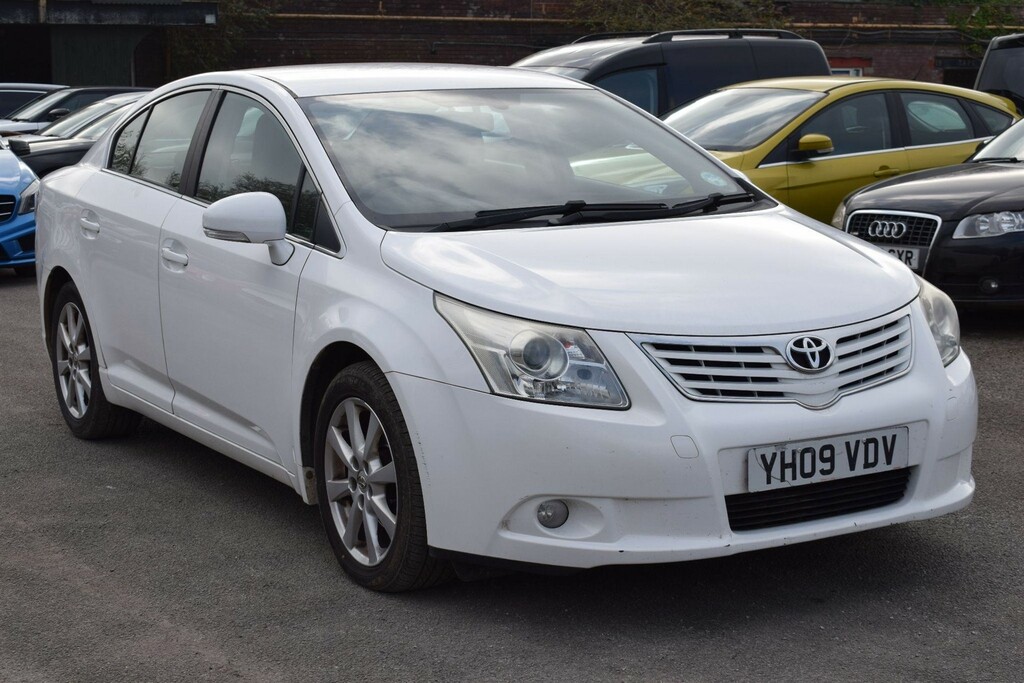 Toyota Avensis 1.8 V-matic Tr Euro 4 White