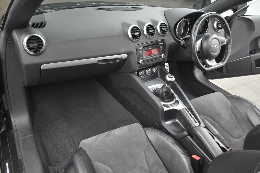 Audi TT 2.0 Tfsi Roadster Euro 4 Black #3