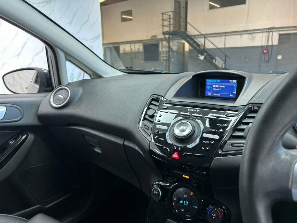 Ford Fiesta 1L Titanium X YM16KXC Black #5