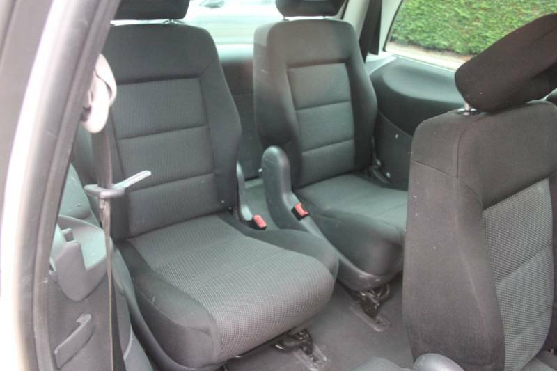 Seat Alhambra Reference Black #9