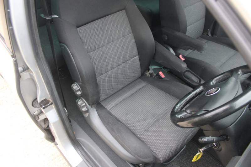 Seat Alhambra Reference Black #7