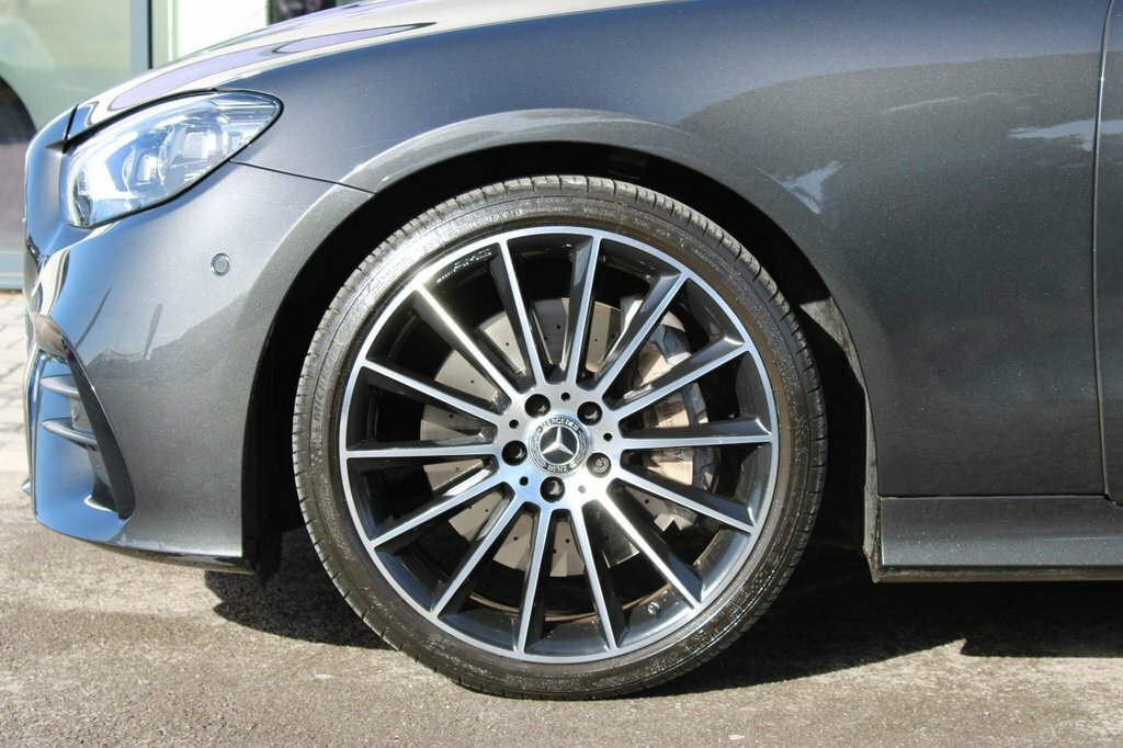Mercedes-Benz E Class 2L Amg Line Night Edition Grey #2