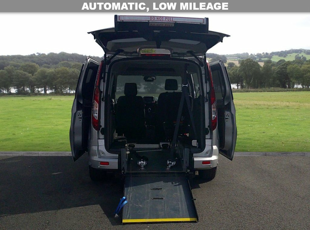 Ford Grand Tourneo Connect 1.5L Titanium YB21OBX Silver #2
