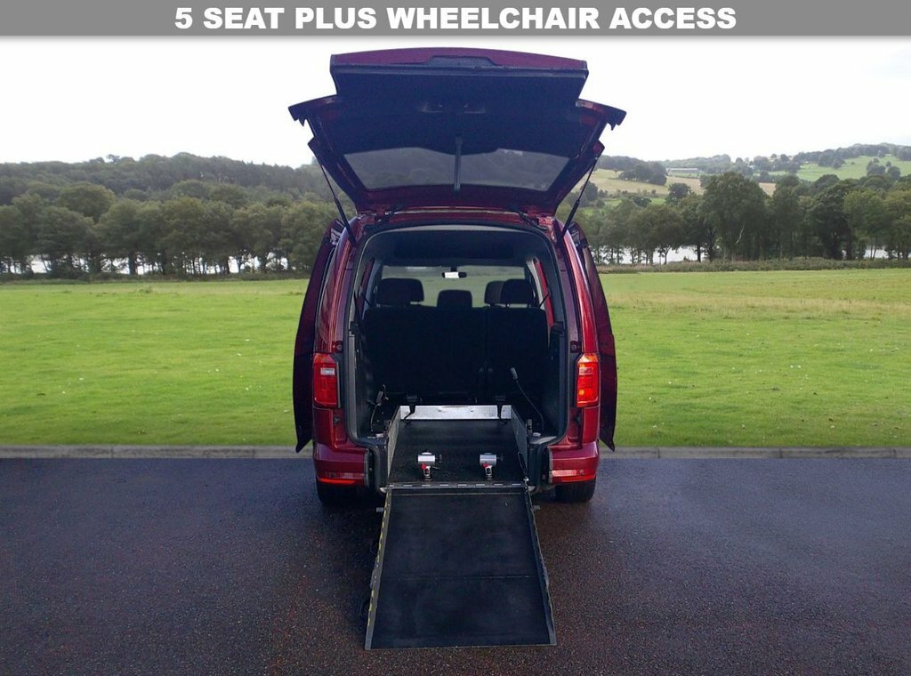 Volkswagen Caddy Maxi Mpv Red #2