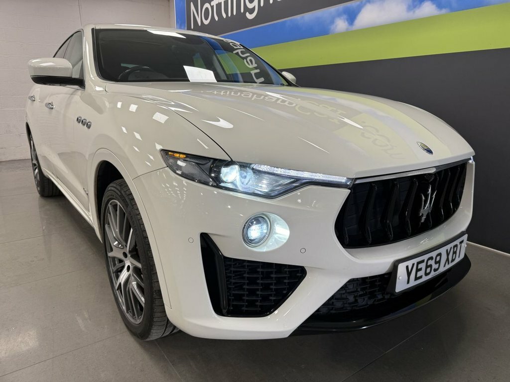 Maserati Levante 3L Gransport Nerissimo YE69XBT White #4