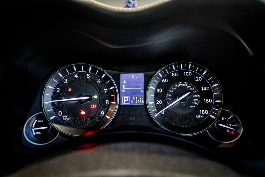 Infiniti Q70 3.5H V6 Gt Euro 5 Ss Grey #29