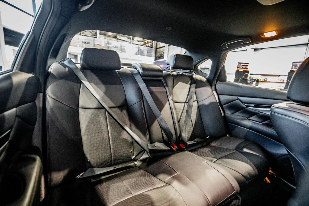 Infiniti Q70 3.5H V6 Gt Euro 5 Ss Grey #8