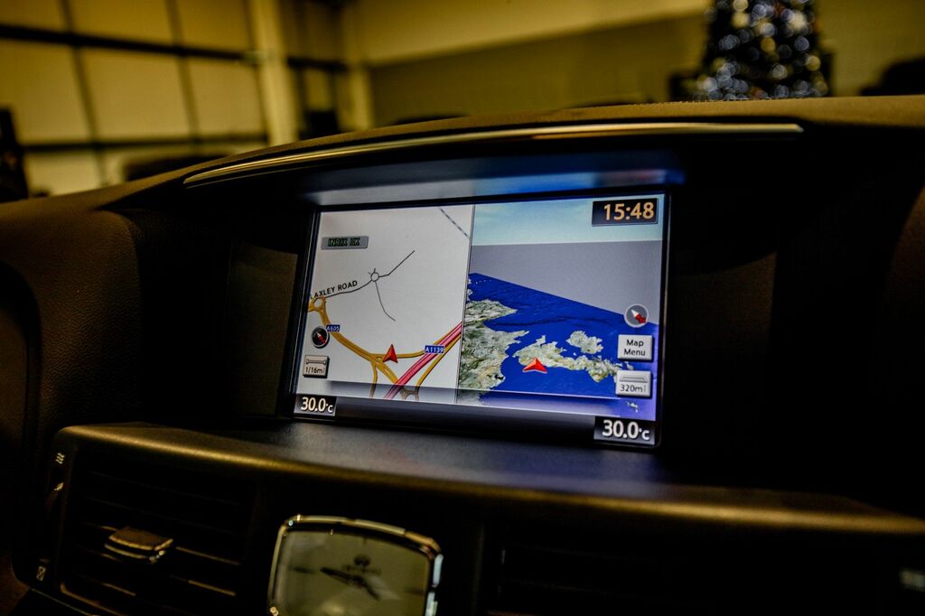 Infiniti Q70 3.5H V6 Gt Euro 5 Ss Grey #32