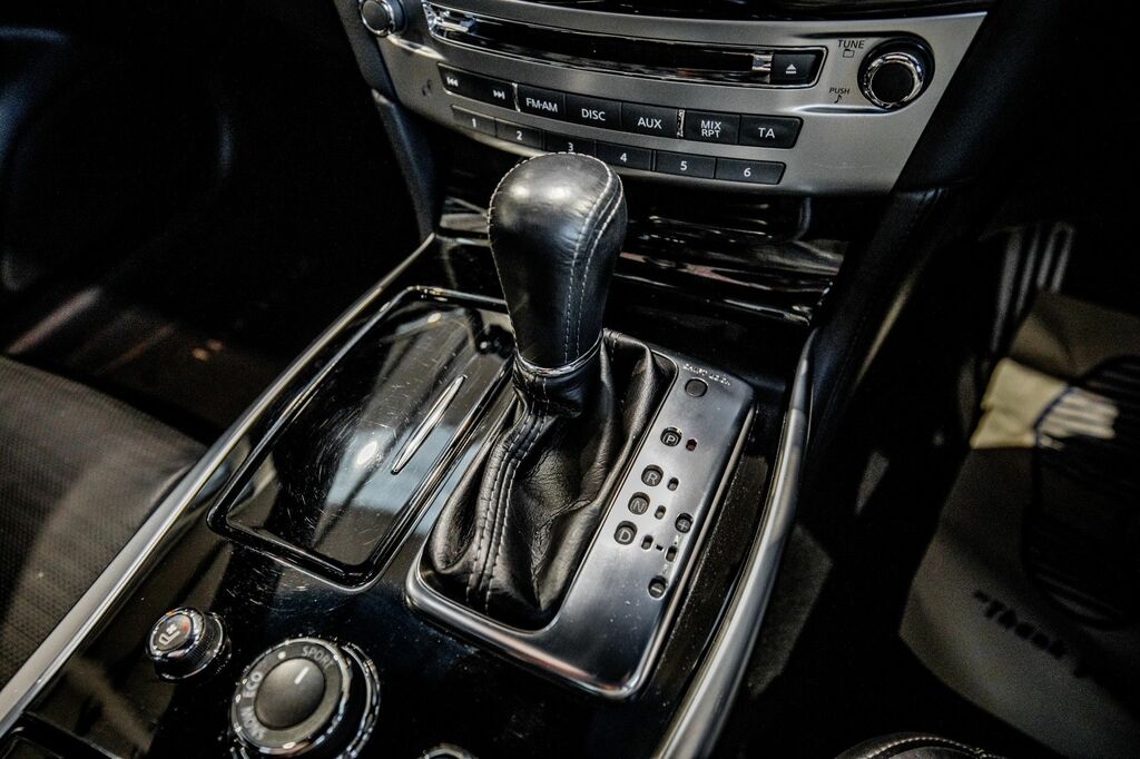 Infiniti Q70 3.5H V6 Gt Euro 5 Ss Grey #36