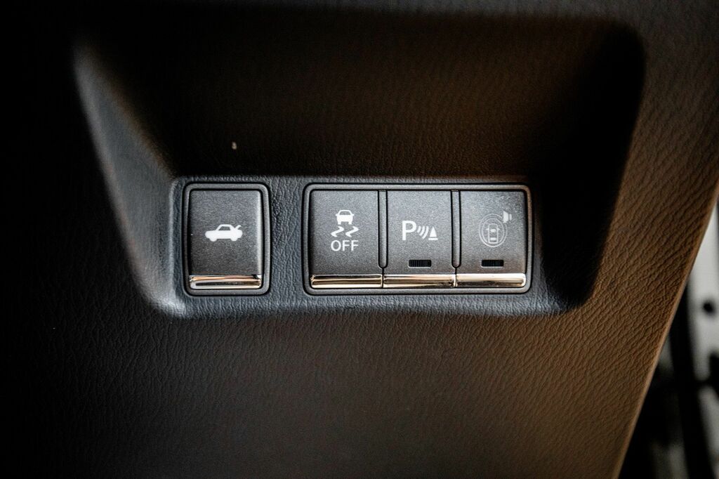 Infiniti Q70 3.5H V6 Gt Euro 5 Ss Grey #24