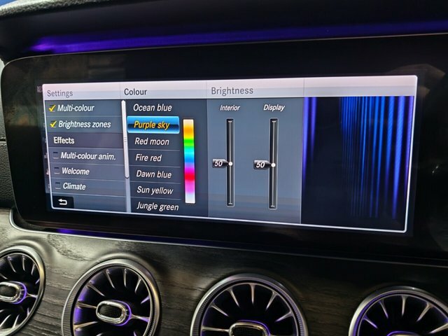 Mercedes-Benz E Class E220d Amg Line Premium LN70JLU Blue #4