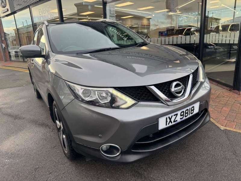 Nissan Qashqai+2 Hatchback Grey #2
