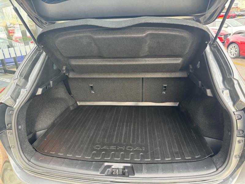 Nissan Qashqai+2 Hatchback Grey #21