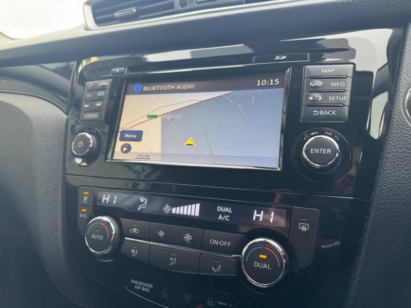 Nissan Qashqai+2 Hatchback Grey #18