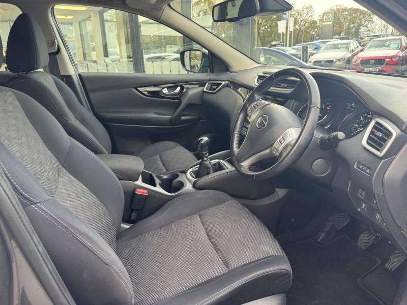 Nissan Qashqai+2 Hatchback Grey #12
