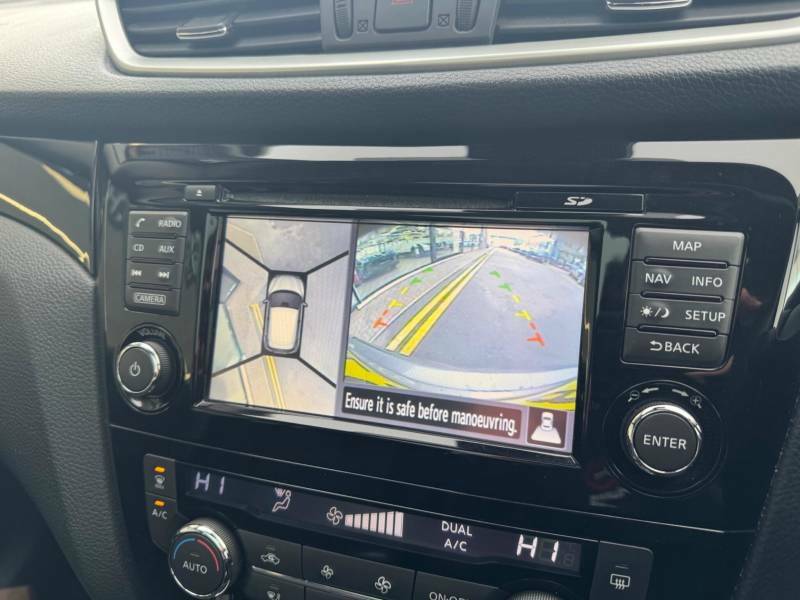 Nissan Qashqai+2 Hatchback Grey #19