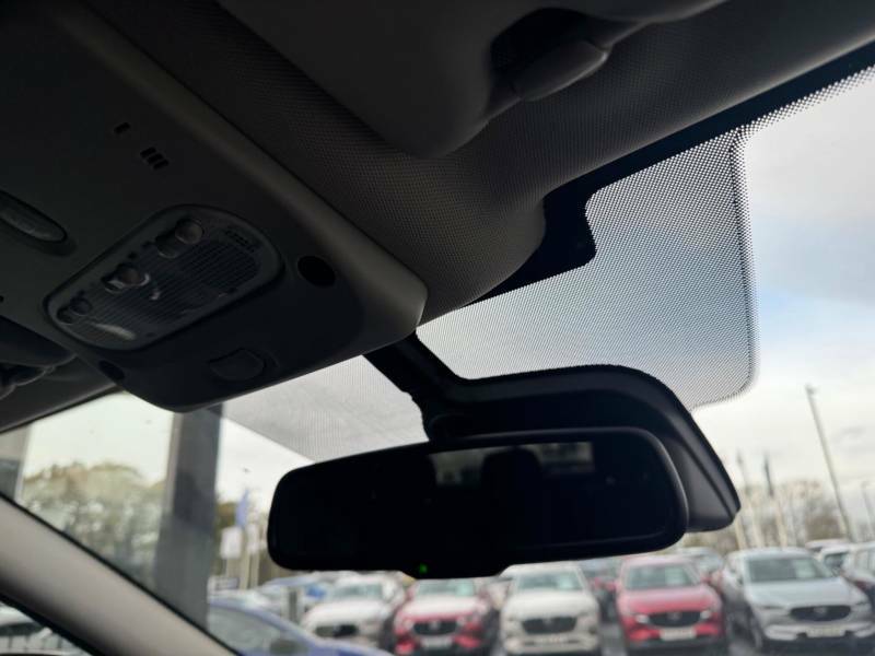 Nissan Qashqai+2 Hatchback Grey #25