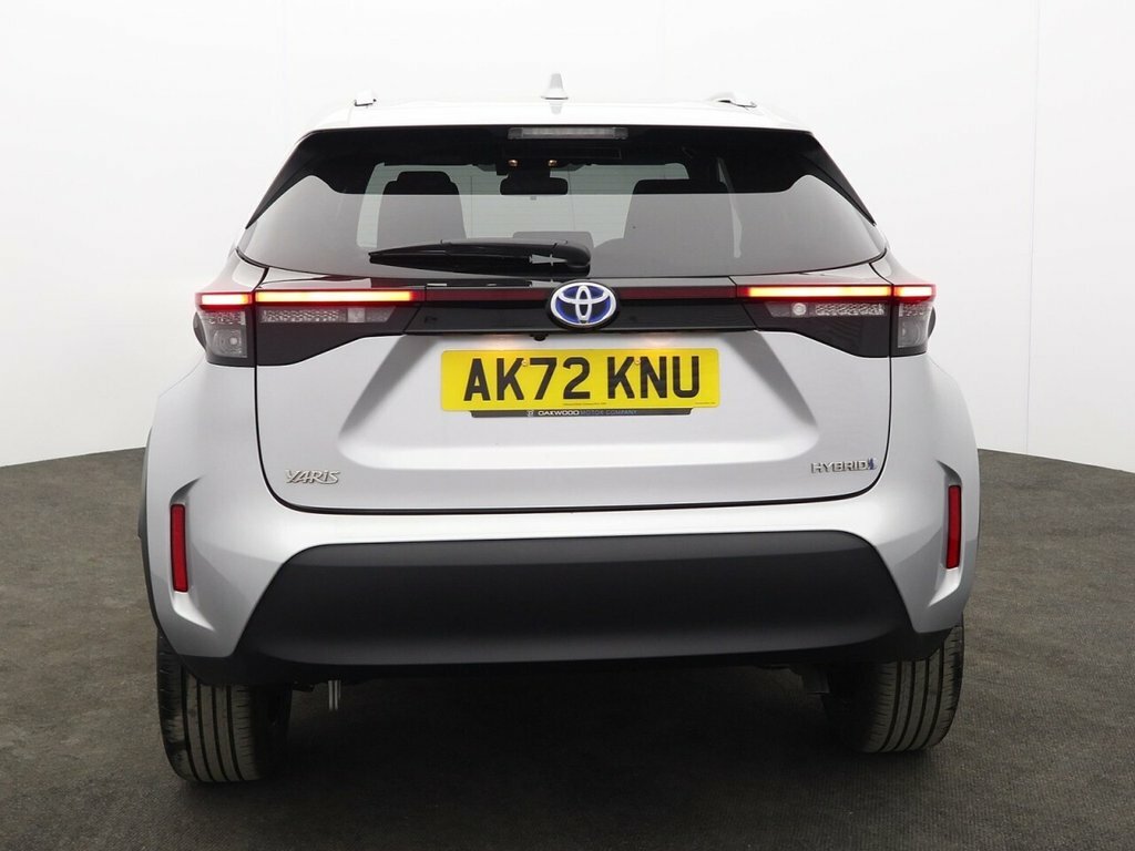 Toyota Yaris Cross 1.5L Design AK72KNU Silver #6
