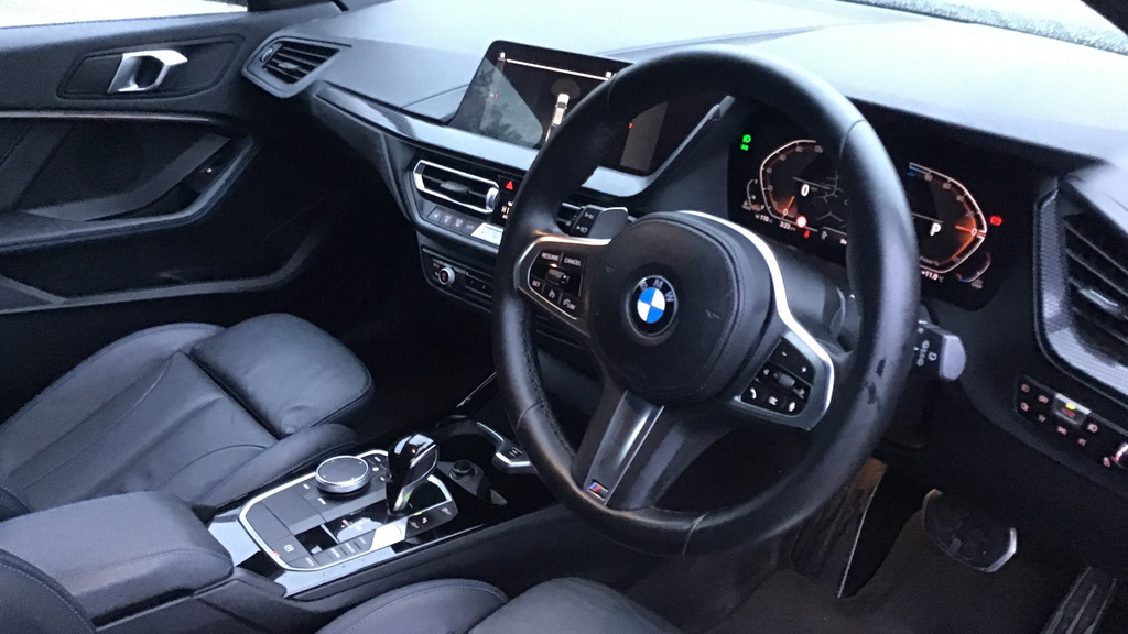 BMW 1 Series Sports WK23UGX Grey #6
