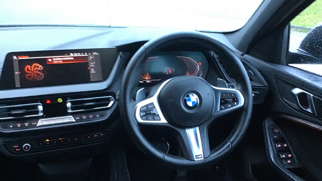 BMW 1 Series Sports WK23UGX Grey #5