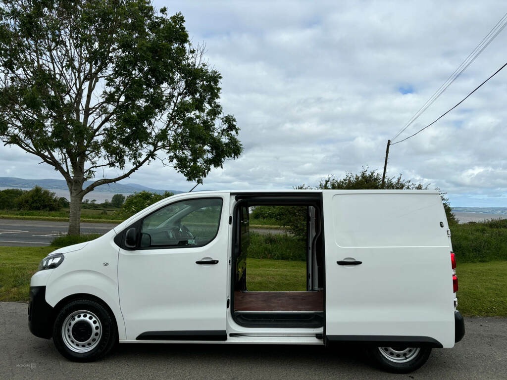 Citroen Dispatch 1400 2.0 Bluehdi 120 Van Enterprise LG70KAU White #6