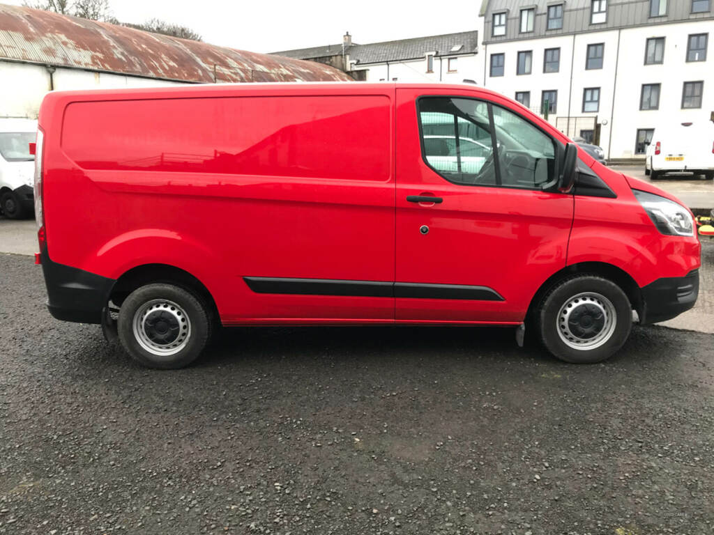 Ford Transit Custom 2.0 Ecoblue 130Ps Low Roof Leader Van AV71DXA Red #4
