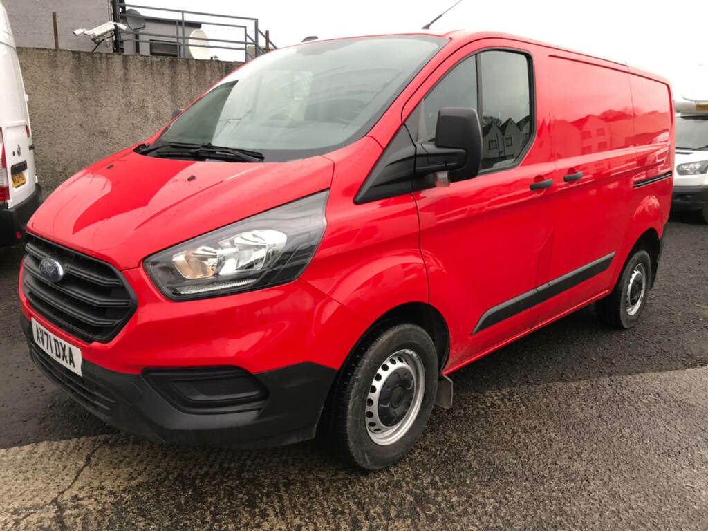 Ford Transit Custom 2.0 Ecoblue 130Ps Low Roof Leader Van Red